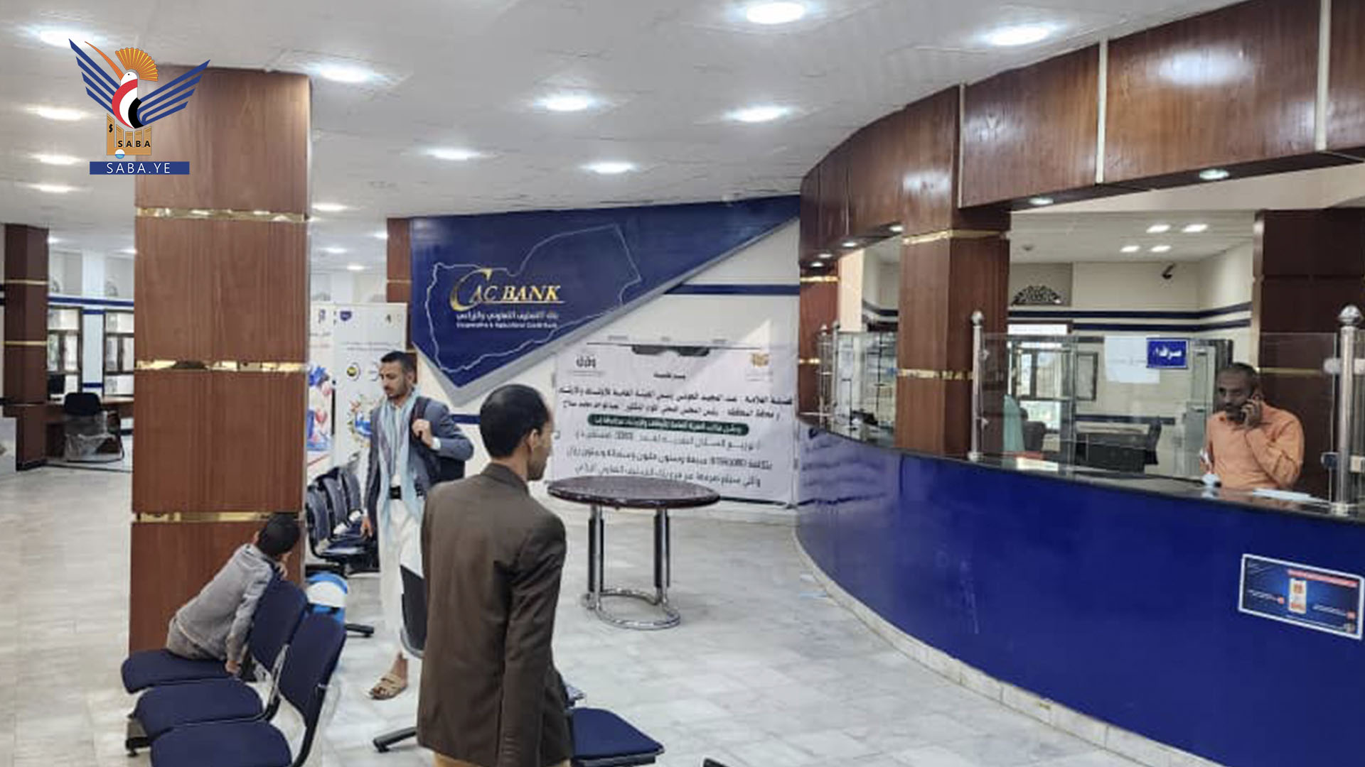 تدشين مشروعي توزيع السلال النقدية للفقراء و إكرامية جرحى ومعاقي الحرب بإب