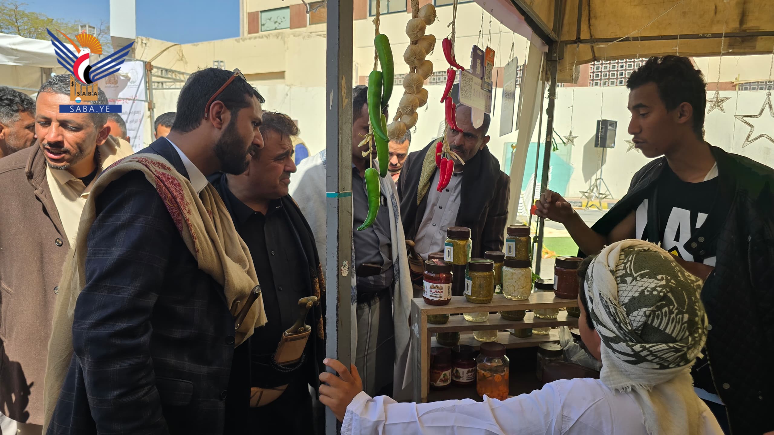 الاطلاع على فعاليات مهرجان "خير ما أنتجته أيدينا" في أمانة العاصمة