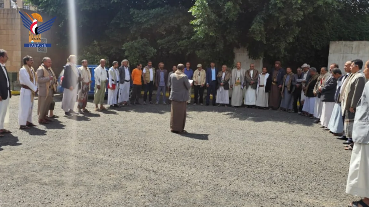 وقفة باللجنة العليا للانتخابات تُبارك انتصارات القوات المسلحة