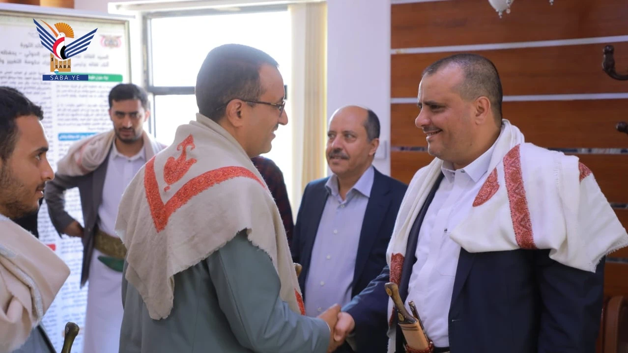 القائم بأعمال وزير الاقتصاد يلتقي الموظفين عقب إجازة عيد الأضحى