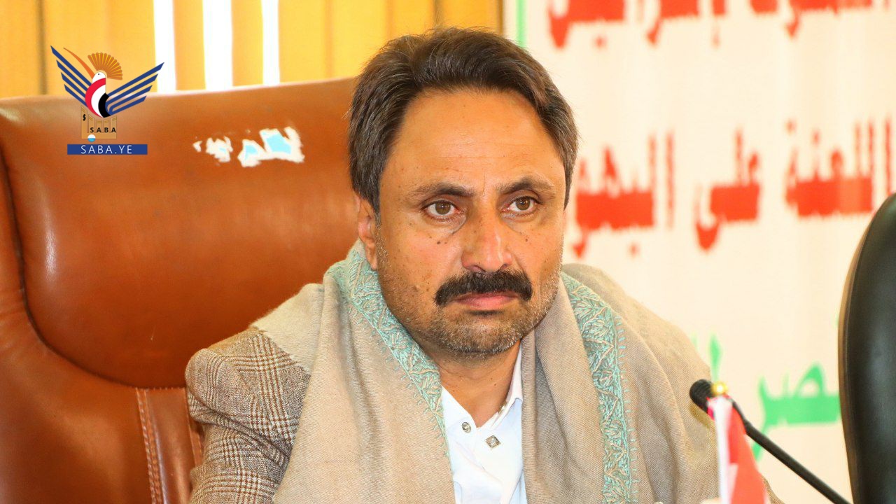 أمين عام محلي محافظة صنعاء يعزي الرئيس المشاط في وفاة والدته