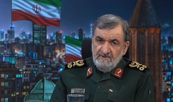 محسن رضائي: لن نسمح لأي طرف ثالث بالتدخل في مضيق هرمز