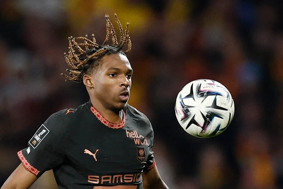 صفقة ليفربول الجديدة جاكيه يتعرض لإصابة "خطيرة"