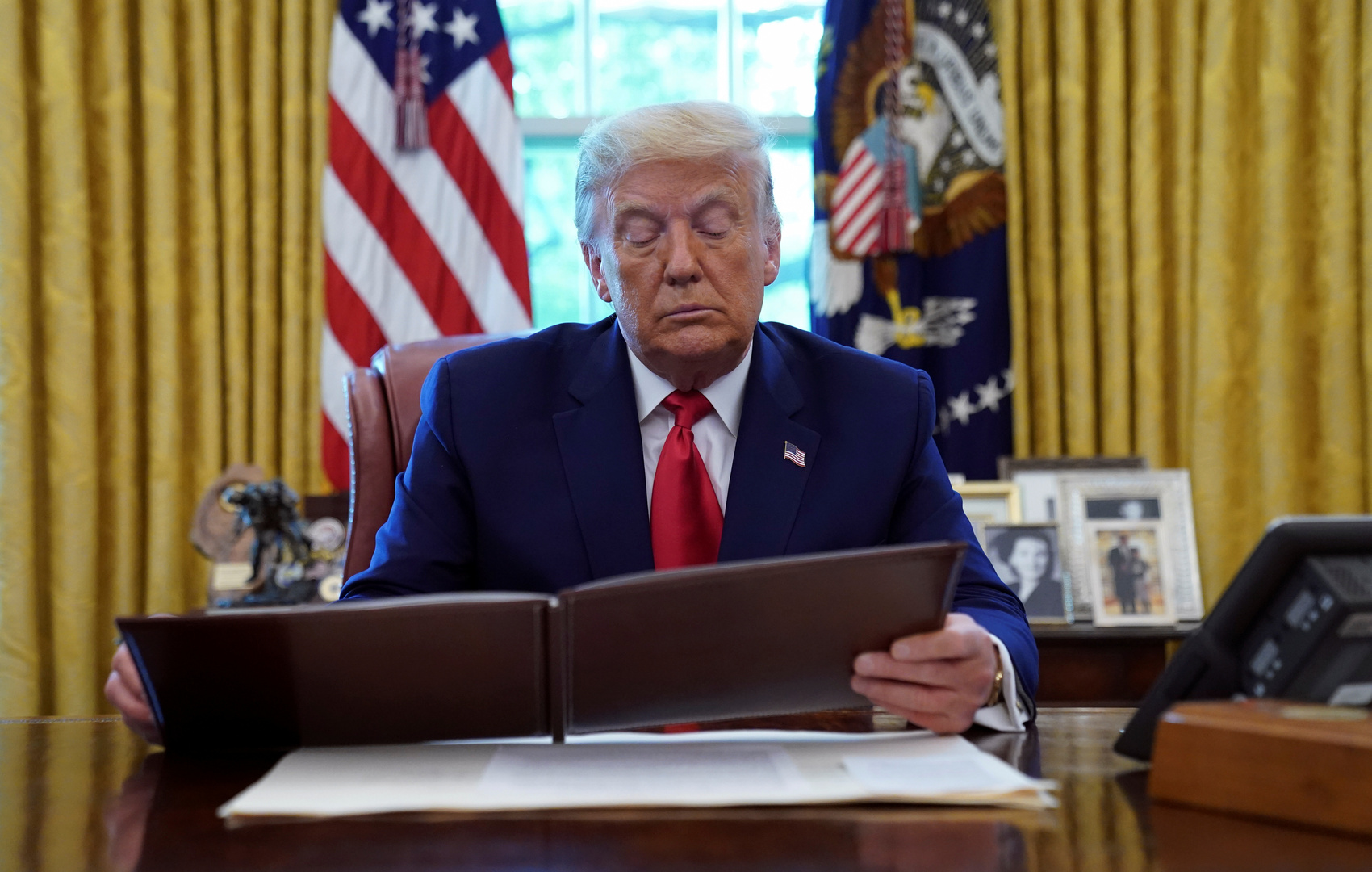 سحب القوات من الشرق الأوسط وتعطيل عمل بايدن وضرب إيران.. ماذا يخطط ترامب؟ سحب القوات من الشرق الأوسط وتعطيل عمل بايدن وضرب إيران.. ماذا يخطط ترامب؟