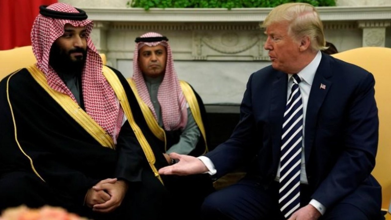 محمد بن سلمان “ضجر”من ” إهانات” الرئيس الجمهوري محمد بن سلمان “ضجر”من ” إهانات” الرئيس الجمهوري