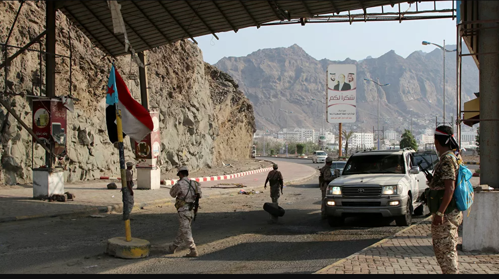 اليمن… “العمالقة” تفتح طريقا دوليا يربط بين عدن وأبين