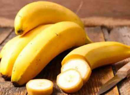 3 طرق لتناول الموز مفيدة في فقدان الوزن 3 طرق لتناول الموز مفيدة في فقدان الوزن