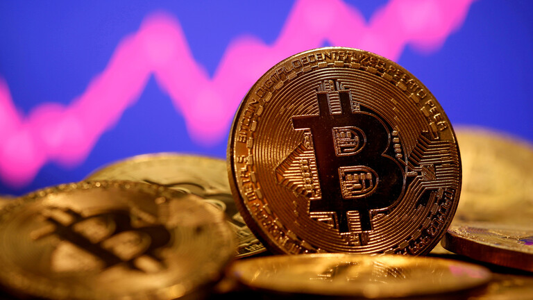 إنخفاض سعر عملة بيتكوين الرقمية المشفرة 3ر4% إلى 30 ألفا و818 دولار