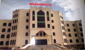 وزير الشباب والرياضة يدشن بطولة القدس لكرة الطاولة