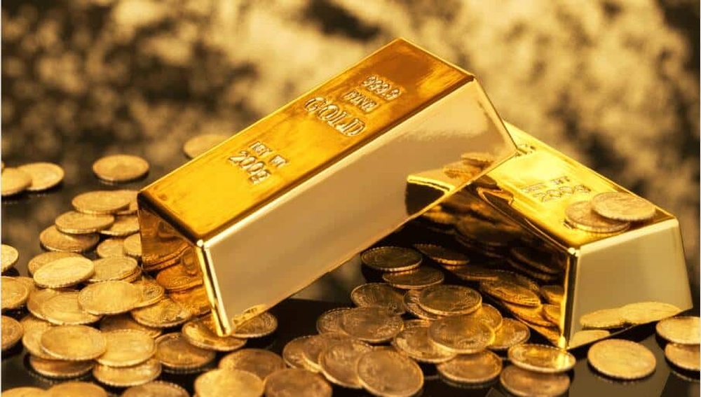 انخفاض أسعار الذهب عند التسوية لكنها تسجل مكاسب أسبوعية