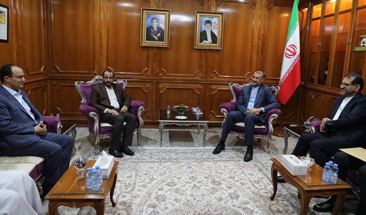 أمير عبد اللهيان مستقبلاً عبد السلام: رفع الحصار عن اليمن ضرورة إنسانية أمير عبد اللهيان مستقبلاً عبد السلام: رفع الحصار عن اليمن ضرورة إنسانية