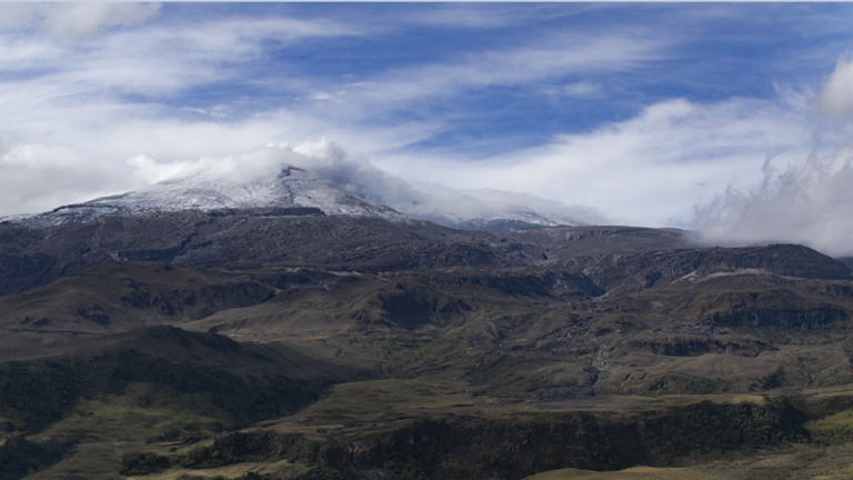 أحد أكثر البراكين دموية في العالم يستعد للانفجار في “الأيام القادمة”!