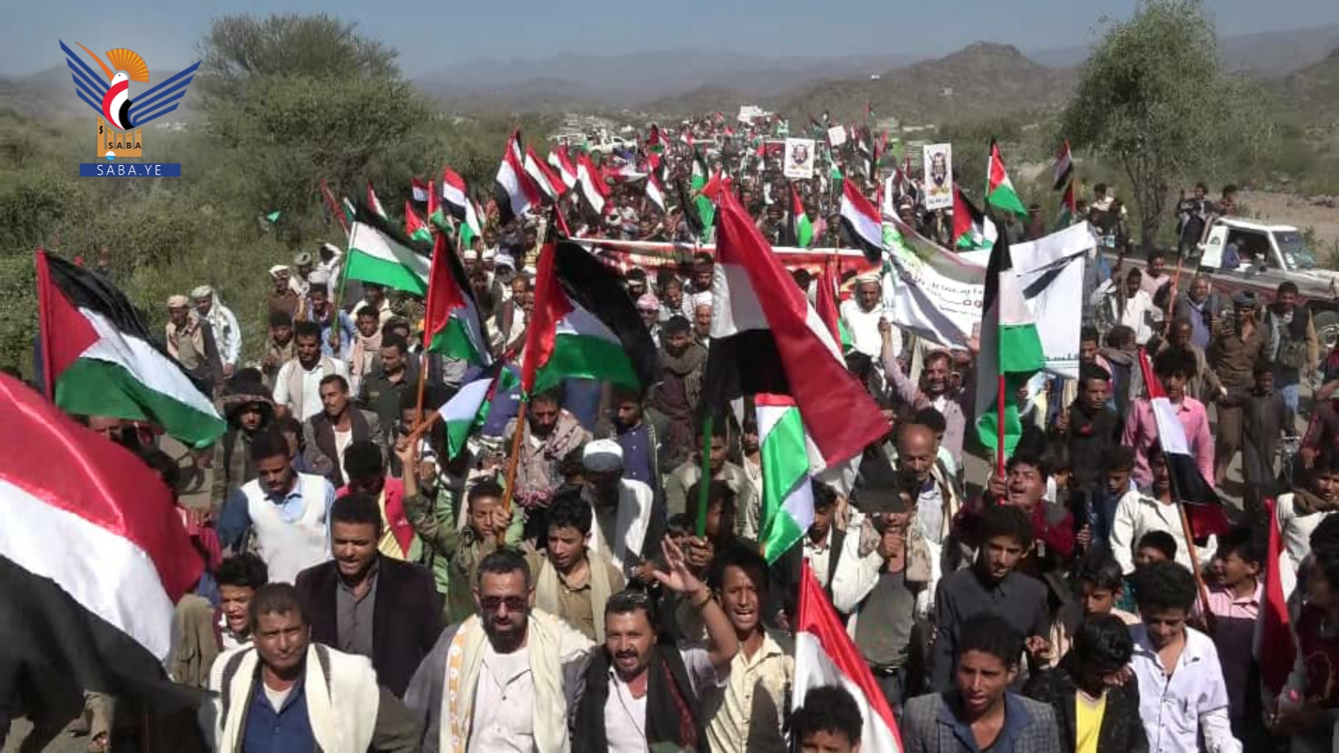 مسيرة في قعطبة بالضالع تأييدا لطوفان الأقصى وتنديدا بجرائم العدو الصهيوني