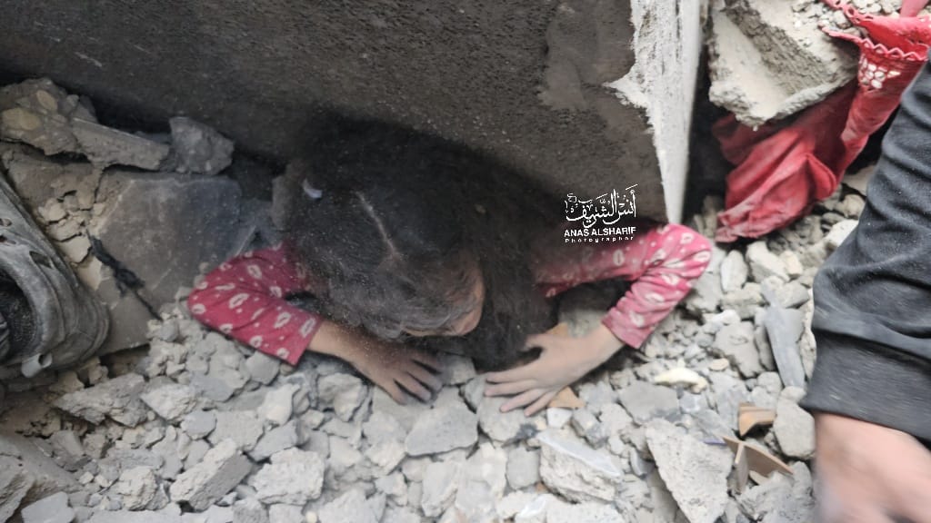 نحو 50 شهيدا في مجزرة صهيونية جديدة بحي الصبرة وسط قطاع غزة