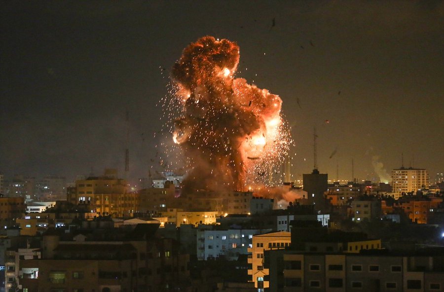 26 شهيدا وعشرات الإصابات والمفقودين بقصف العدو منزلين في رفح