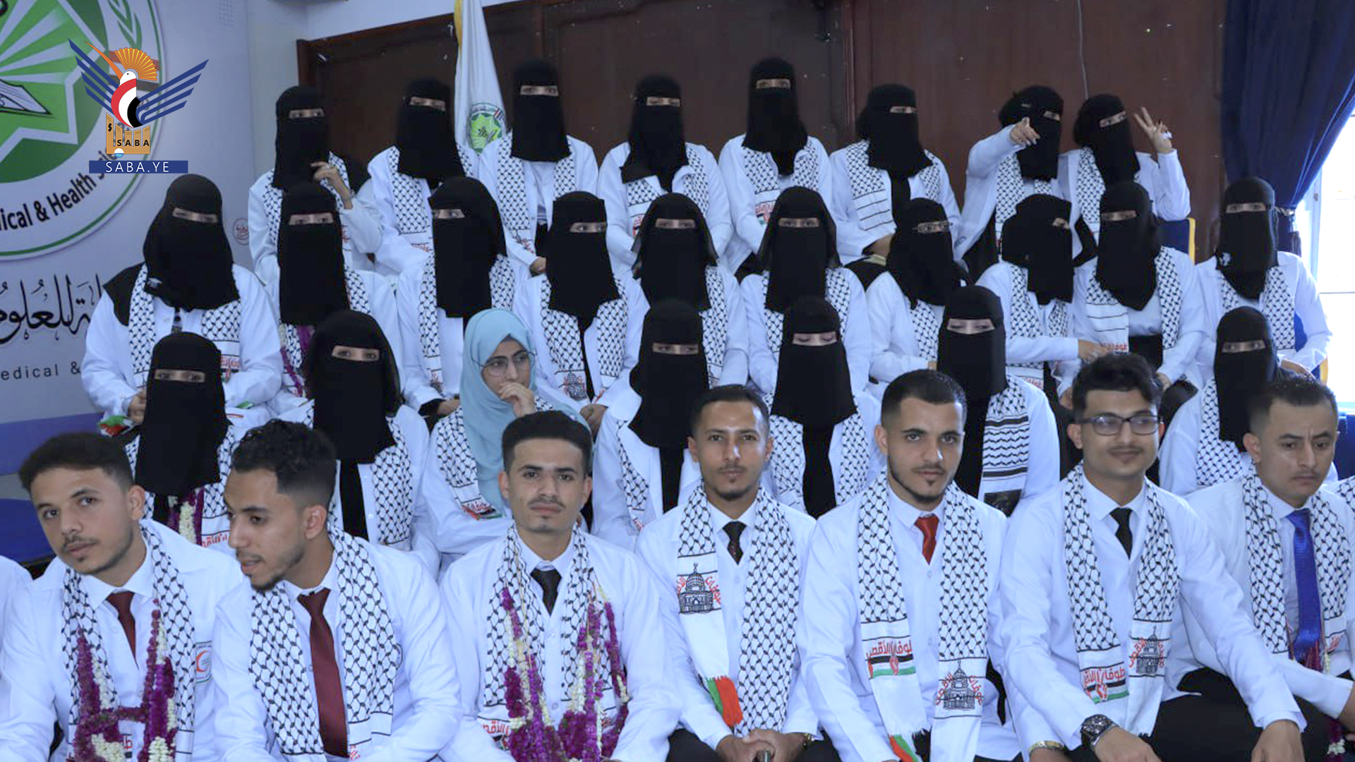 تخريج الدفعة الأولى من جامعة جبلة للعلوم الطبية