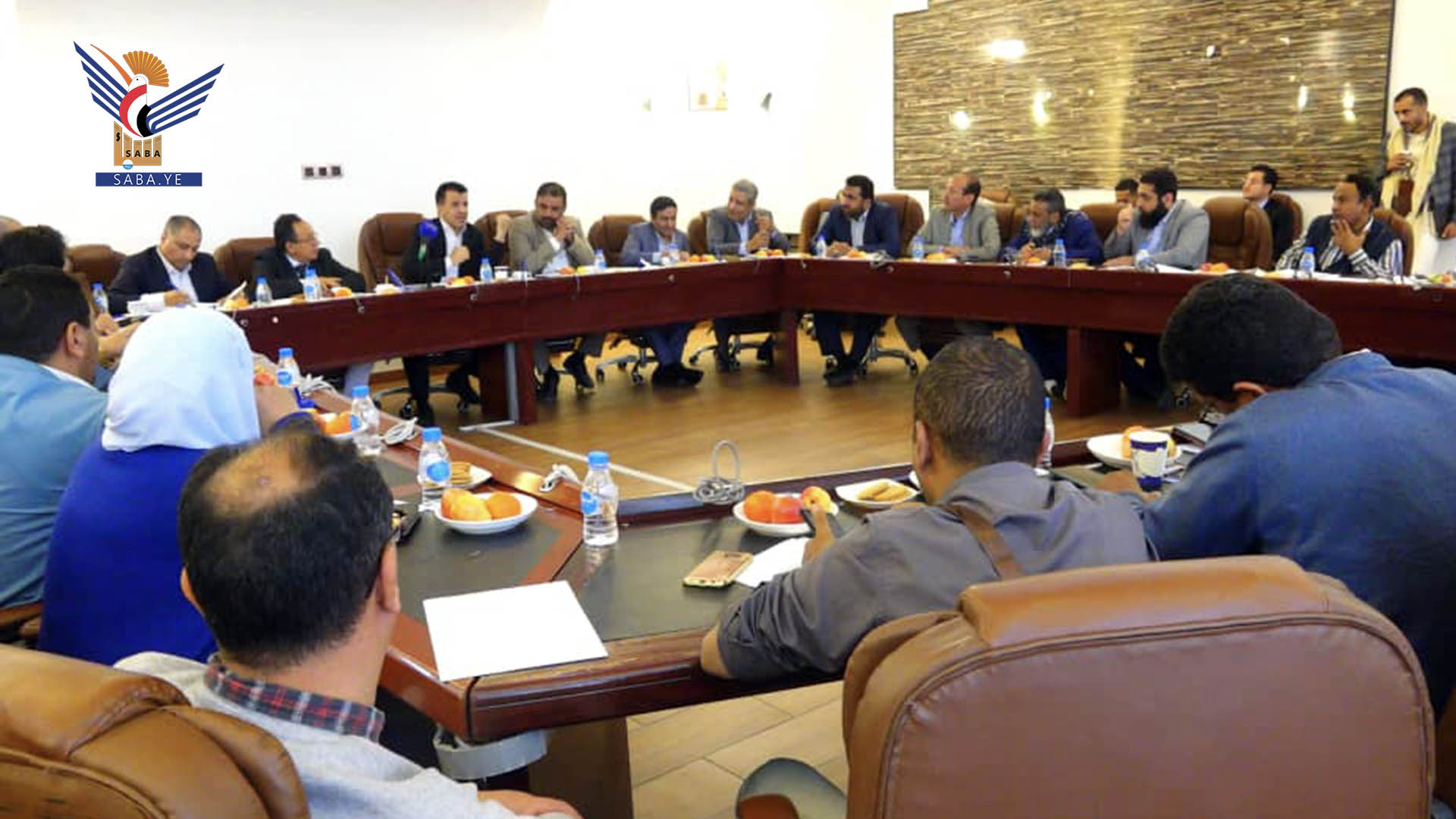 اجتماع برئاسة وزير الصحة يناقش وضع استراتيجية توطين الصناعات الدوائية