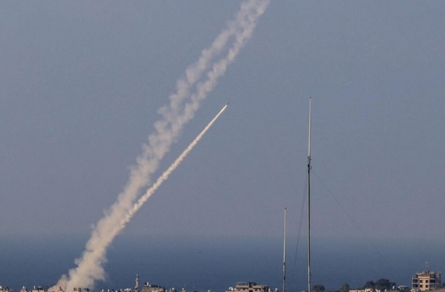 سرايا القدس تعلن قصف غلاف غزة الشمالي برشقة صاروخية