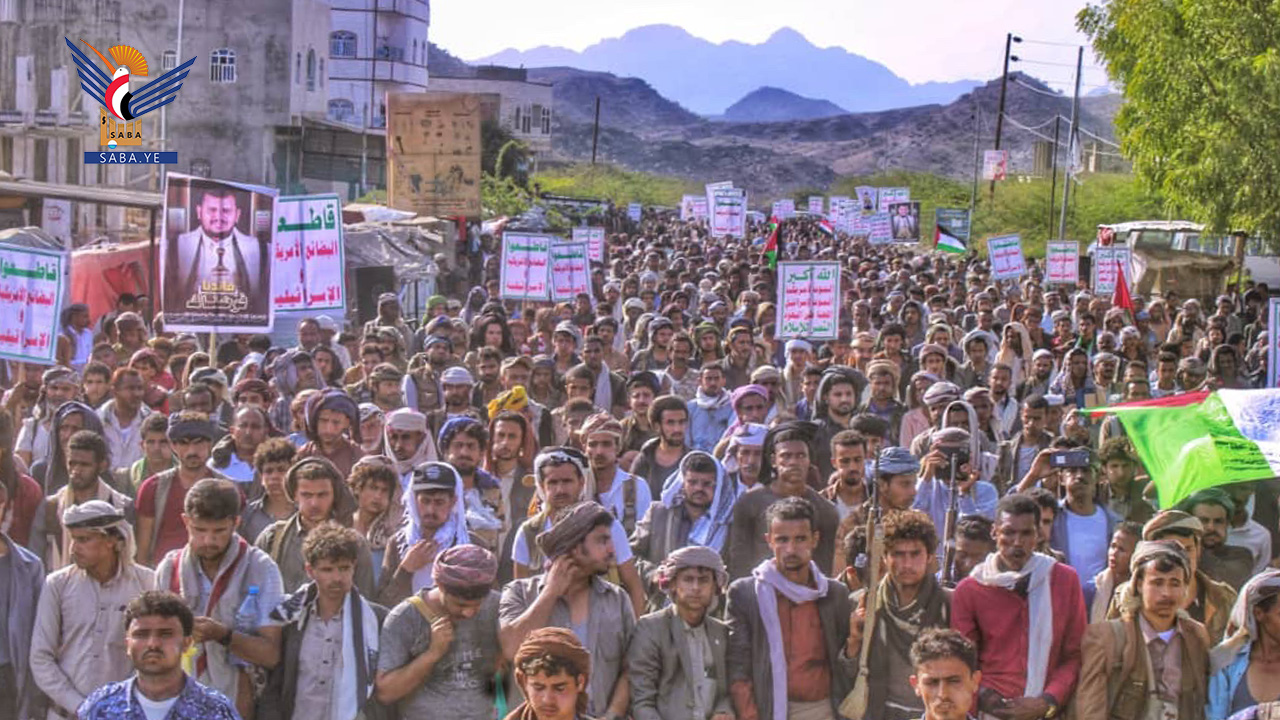 مسيرتان حاشدتان بتعز تحت شعار “ساحاتنا جهاد .. ثابتون مع غزة حتى النصر”