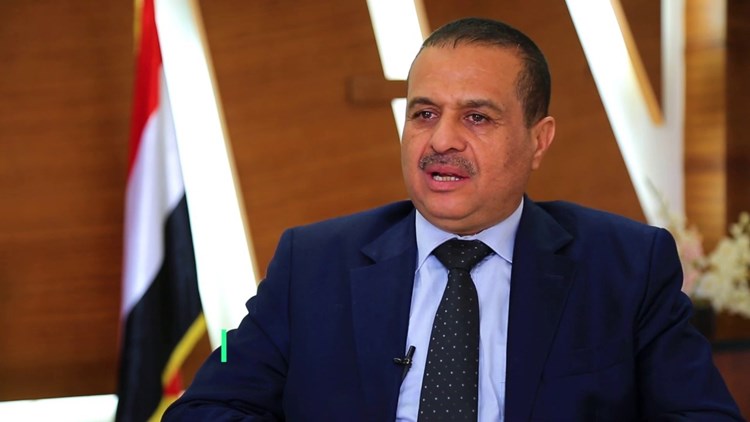 وزير النقل يؤكد التزام اليمن بسلامة الملاحة البحرية في البحرين الأحمر والعربي