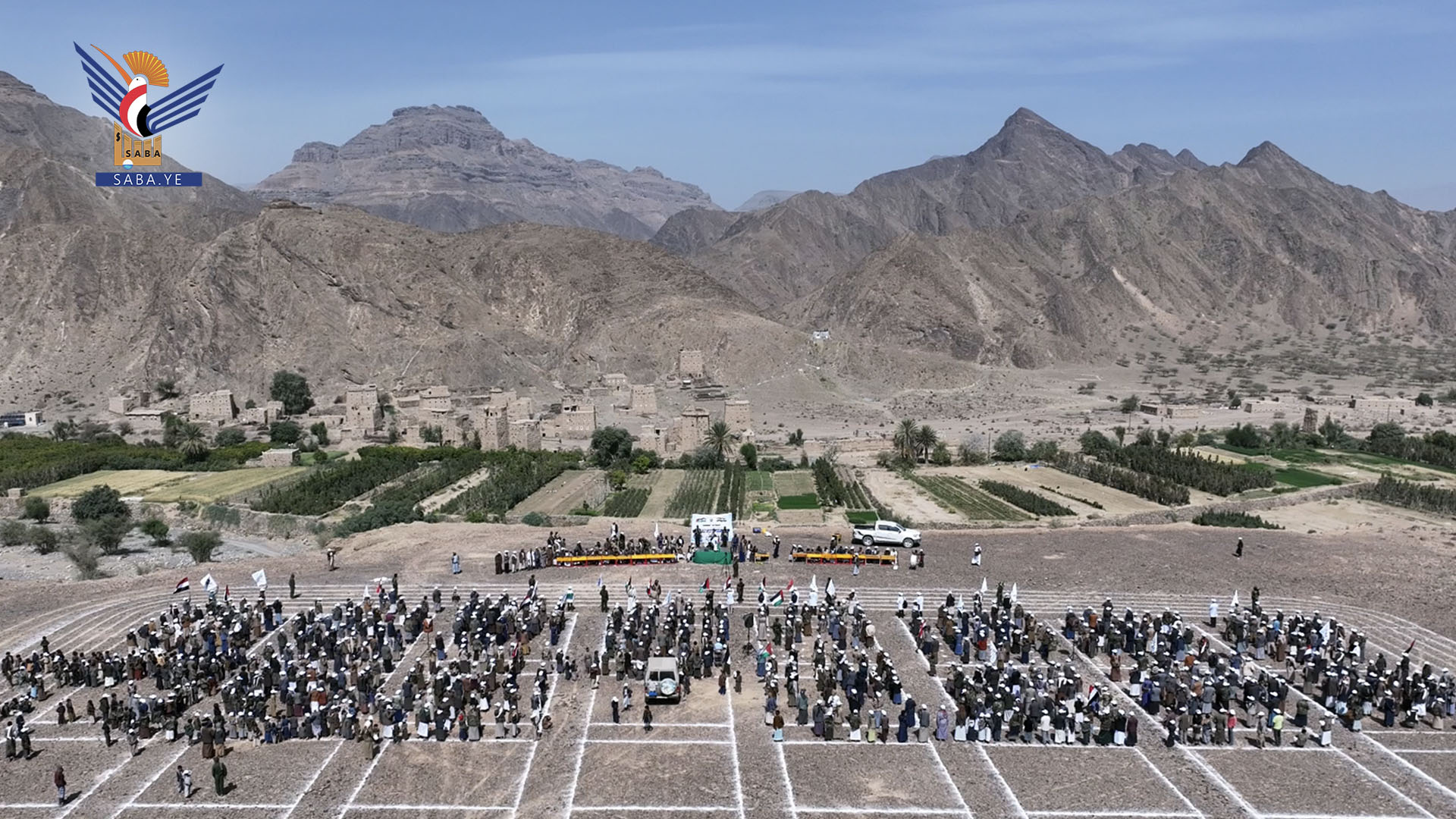 عرض لخريجي الدورات المفتوحة “طوفان الأقصى” في حريب القراميش بمأرب