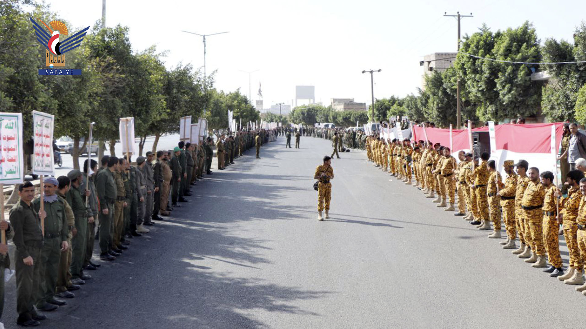 وقفة لمنتسبي وزارة الداخلية تنديداً بالمجازر الصهيونية وتضامناً مع فلسطين