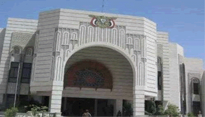 مجلس الوزراء يبارك قراري المصالحة الوطنية والحل السياسي ودمج جهازي الأمن السياسي والقومي