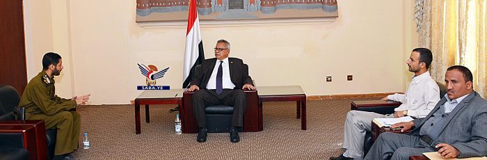 رئيس الوزراء يؤكد حرص الحكومة على تعزيز دور مصلحة الأحوال المدنية رئيس الوزراء يؤكد حرص الحكومة على تعزيز دور مصلحة الأحوال المدنية