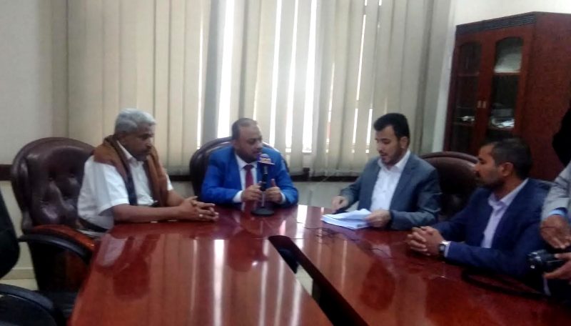 الدكتور مقبولي يرأس اجتماعاً لمناقشة الوضع الوبائي بالحديدة الدكتور مقبولي يرأس اجتماعاً لمناقشة الوضع الوبائي بالحديدة