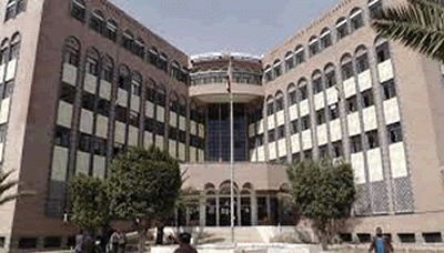 الصناعة تغلق معمل لتزوير العلامات التجارية