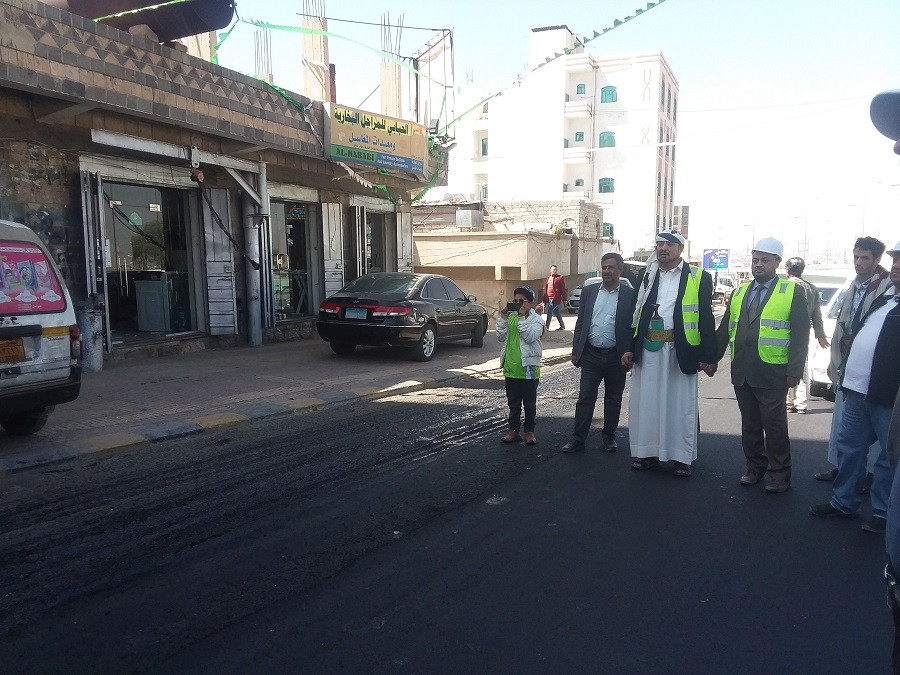 مقبولي يتفقد سير تنفيذ عدد من المشاريع الخدمية بأمانة العاصمة