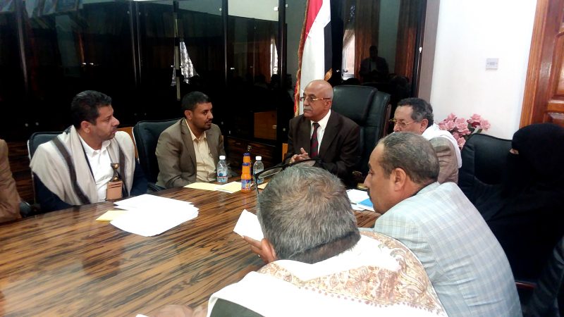 الرهوي يناقش مع قيادة الإدارة المحلية تفعيل الأداء بالوزارة والمحليات