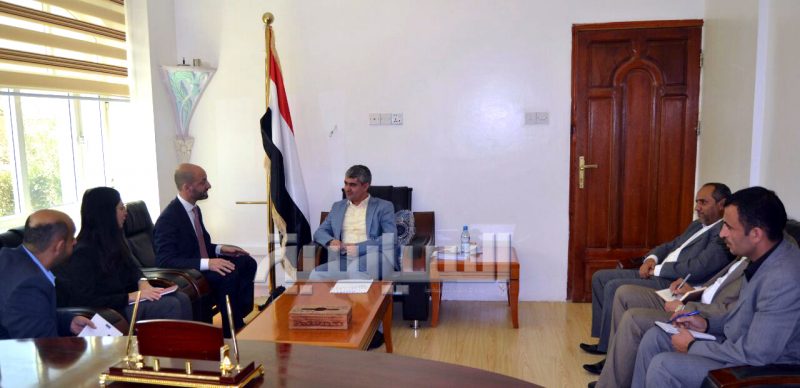 طاووس يبحث مع نائب رئيس بعثة الاتحاد الأوروبي التعاون في المجال الإنساني