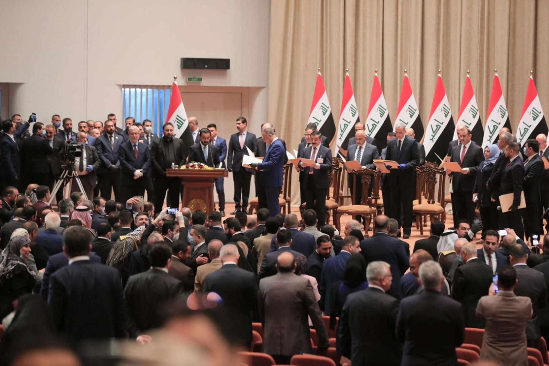 البرلمان العراقى يمنح الثقة لحكومة مصطفى الكاظمى