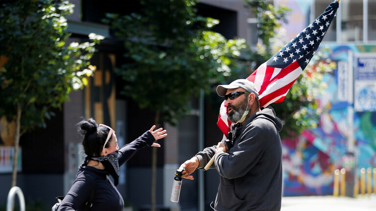 الطبقة الوسطى الأمريكية تموت ببطء الطبقة الوسطى الأمريكية تموت ببطء