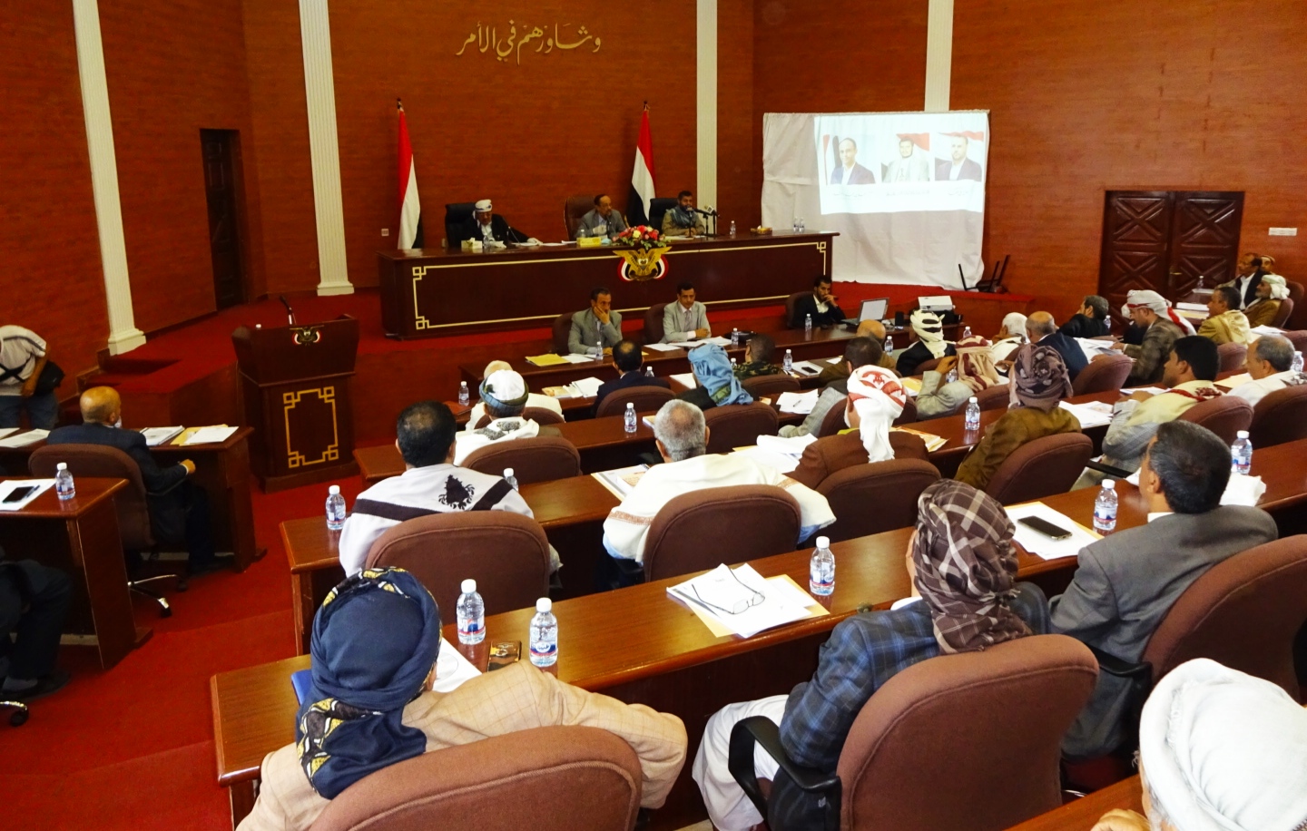 مجلس الشورى يناقش تقرير لجنة السلطة المحلية والخدمات