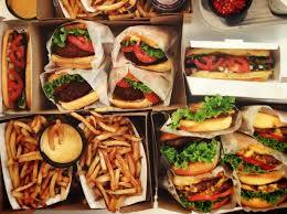 لماذا نشتهي الطعام حتى عندما لا نكون جائعين؟ لماذا نشتهي الطعام حتى عندما لا نكون جائعين؟