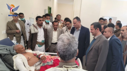 الصوفي والقعود يفتتحان مركز الأطراف والعلاج الطبيعي بهيئة المستشفى الجمهوري بحجة