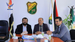 مناقشة جوانب التعاون بين وزارة الصحة وجامعة صنعاء لتطوير التعليم الطبي