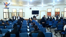 رئيس جامعة إب يدشن الإختبارات النهائية بكلية طب الأسنان