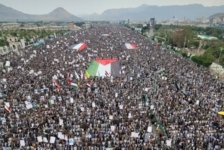 مسيرات اليمن المليونية : ندعو شعوب الأمة إلى تقديم الدعم للمقاومة الفلسطينية واللبنانية
