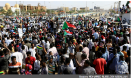 “صمت حميدتي المريب”.. هل يكون المستفيد من تصاعد الرفض لانقلاب البرهان؟