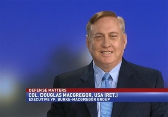 مستشار سابق في البنتاغون: حرب إيران دمّرت الناتو و"الإمبراطورية الأمريكية"