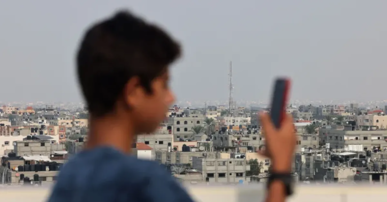تصاعد العزلة الرقمية : غزة بلا إنترنت وبلا خطوط الاتصالات الثابتة