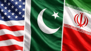 الفريق الإيراني المفاوض يرفض الشروط الأمريكية بشأن مضيق هرمز والطاقة النووية السلمية