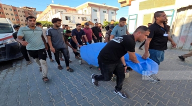 استشهاد فلسطينيين بينهما طفلة وإصابة آخرين في قصف للعدو الإسرائيلي غربي خان يونس