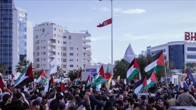 تونس: وقفة منددة بالعدوان الصهيوني على لبنان و"نزع سلاح المقاومة"