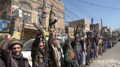 أمانة العاصمة.. وقفتان في مديرية الصافية وفاء للشهداء ومباركة للإنجاز الأمني