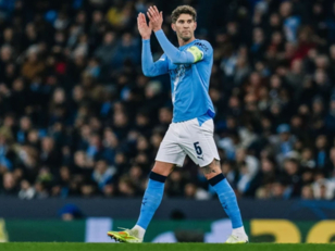 مانشستر سيتي يعلن رحيل مدافعه جون ستونز نهاية الموسم الحالي