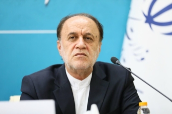 نائب رئيس البرلمان الإيراني يؤكد القدرة على كسر الحصار الاقتصادي